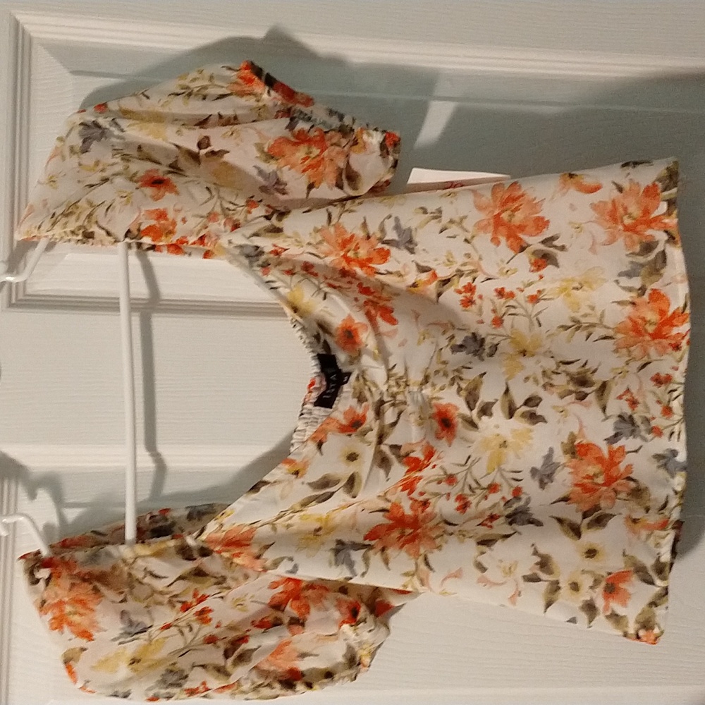 Off the Shoulder Midriff Top M